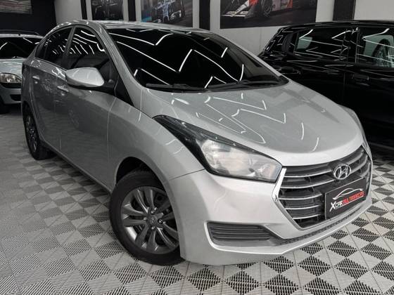 HYUNDAI HB20S 1.6 COMFORT STYLE 16V FLEX 4P AUTOMÁTICO